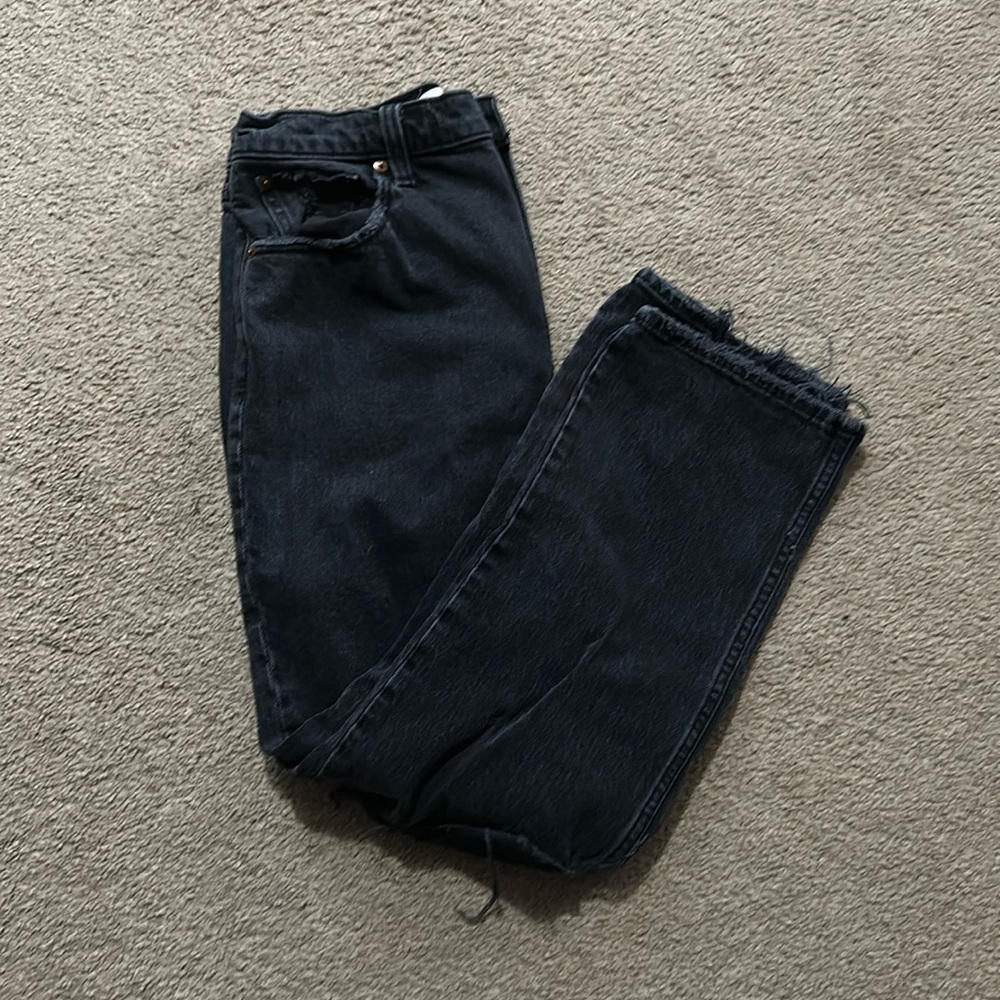 Abercrombie 90’s straight ultra high rise black jeans!